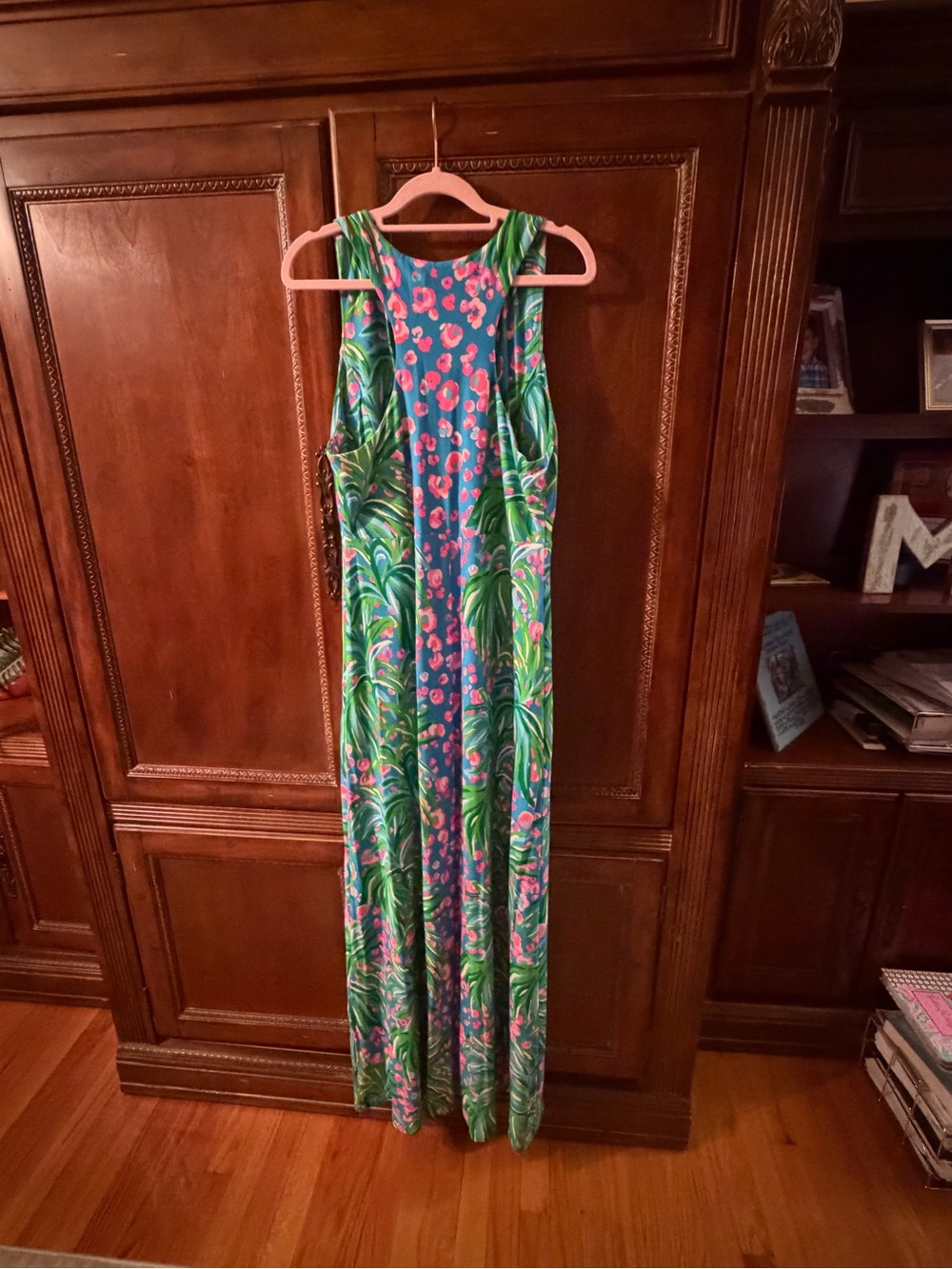 NWT Lilly Pulitzer tropical Print Maxi Dress in Blue & Green with Pink Accents - Picture 2 of 3